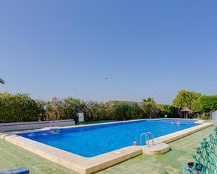 Piscina de Apartament en venda en Torrevieja amb Jardí privat, Terrassa i Balcó