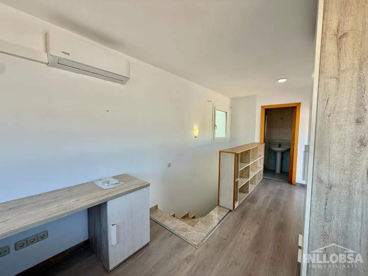 Attic for rent in Manresa  with Air Conditioner, Heating and Terrace
