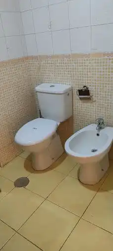 Bany de Pis en venda en Gijón  amb Calefacció