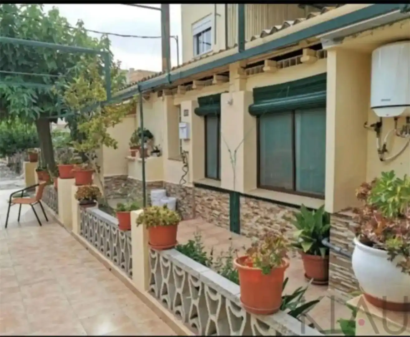Vista exterior de Casa adosada en venda en Sant Jaume d'Enveja