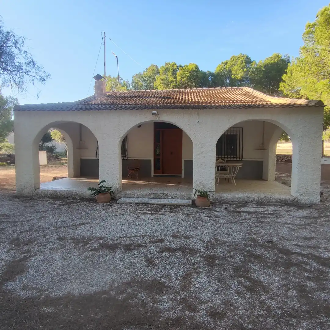 Vista exterior de Casa o chalet en venta en Totana con Terraza, Amueblado y Horno