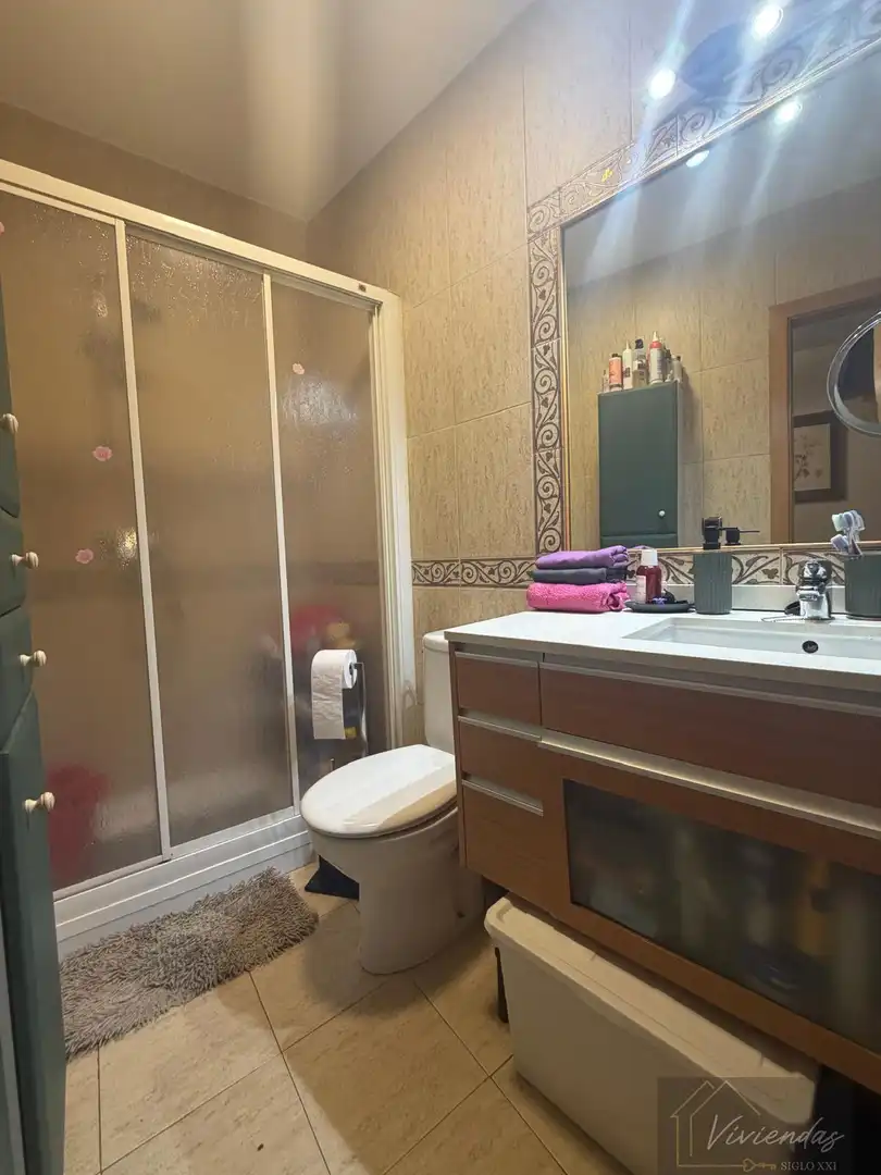 Bathroom of Flat for sale in Boadilla del Monte  with Heating and Terrace