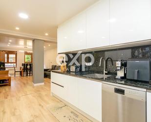 Kitchen of Flat for sale in Oviedo   with Heating