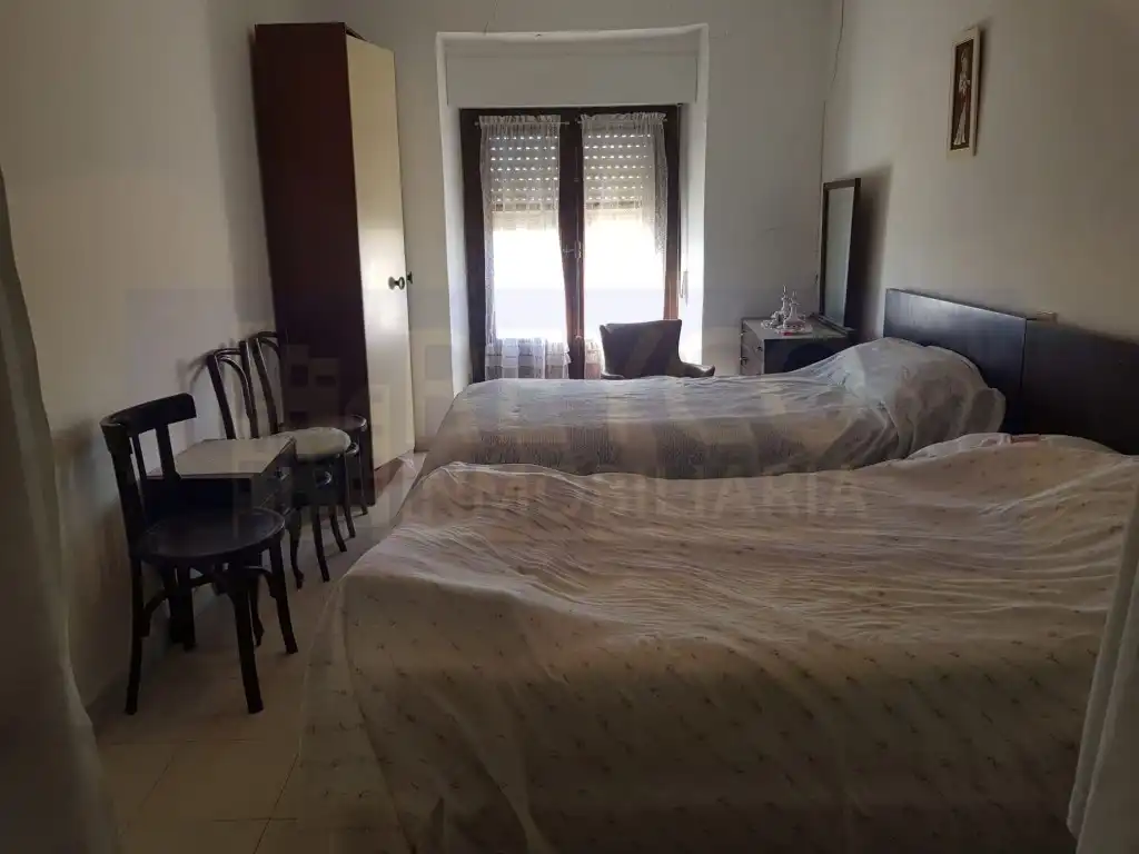 Habitación de Casa adosada en venta en Briones