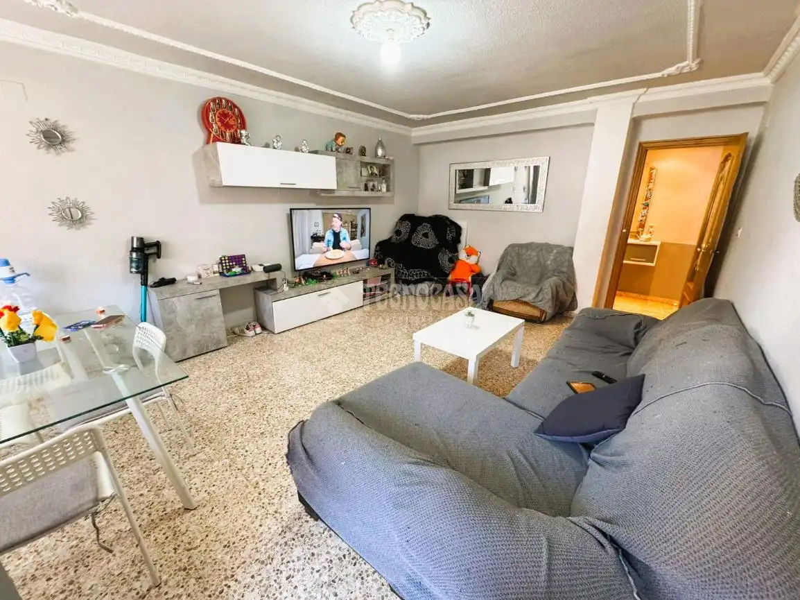 Sala de estar de Piso en venta en Torrent con Calefacción y Balcón