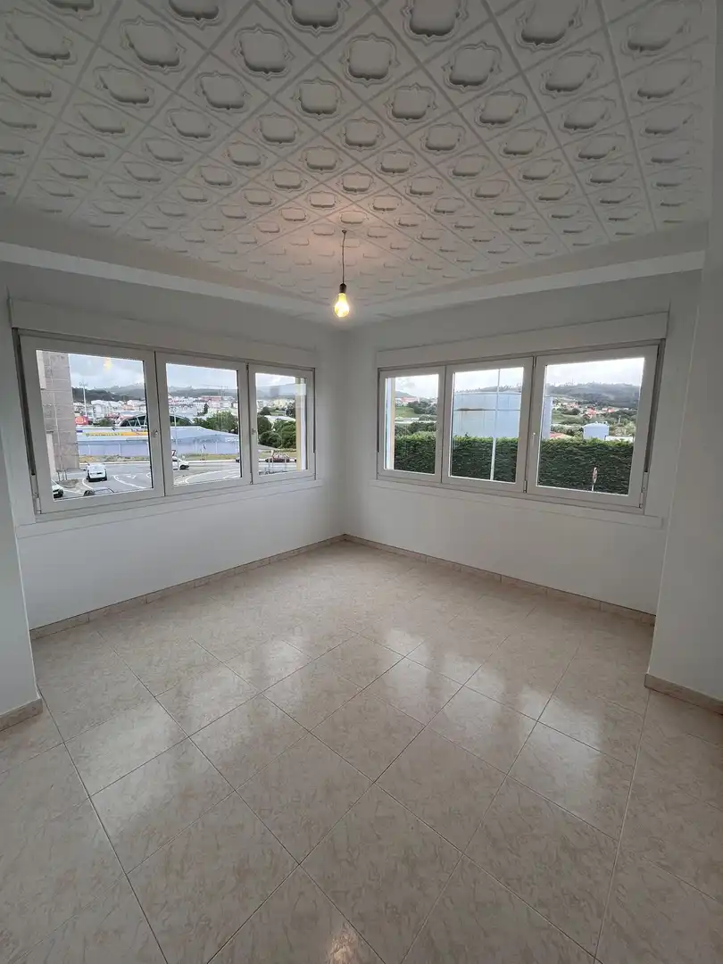 Wohnzimmer von Wohnung zum Verkauf in Arteixo mit Heizung