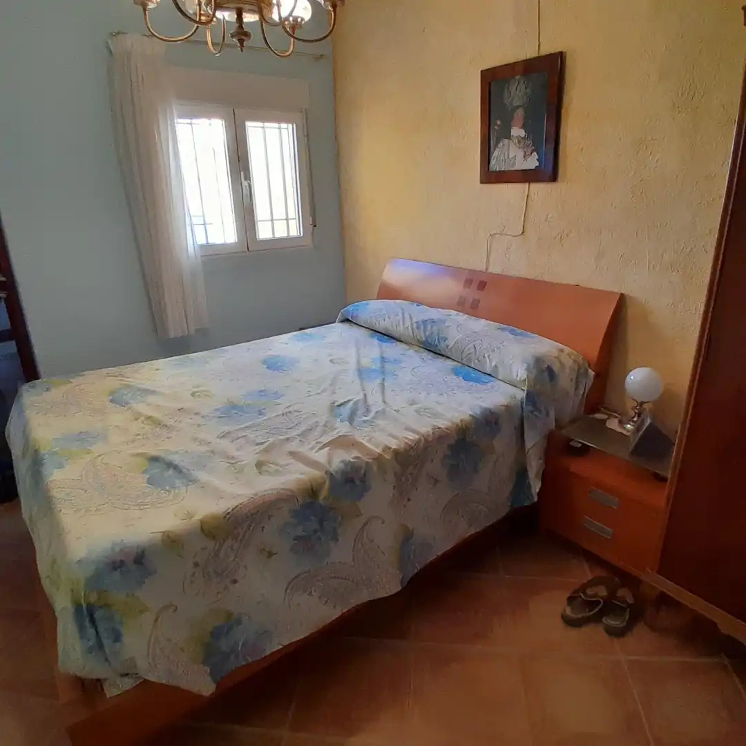 Dormitori de Casa o xalet en venda en Yecla amb Jardí privat, Traster i Moblat