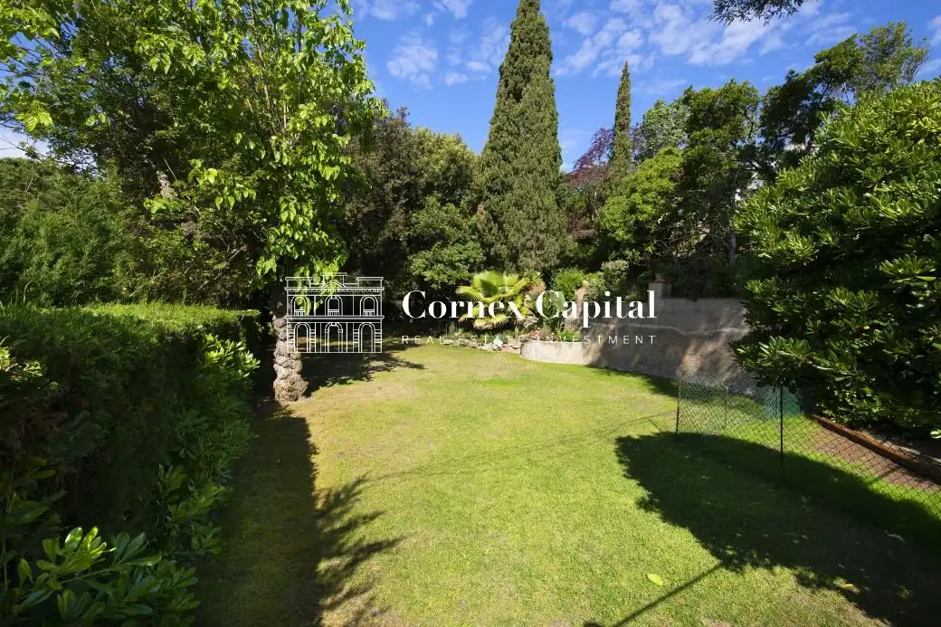 Country house zum Verkauf in Sant Andreu de Llavaneres mit Privatgarten, Terrasse und Schwimmbad