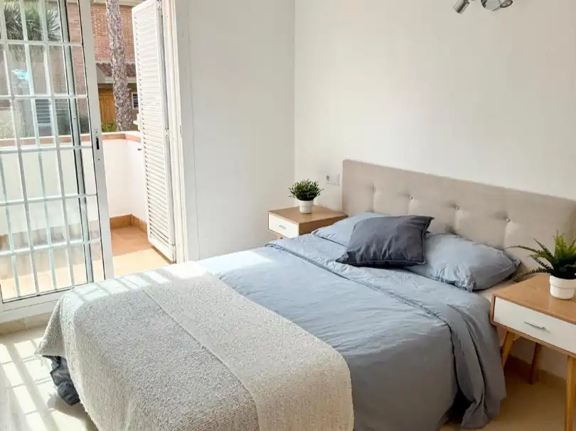 Dormitori de Casa o xalet en venda en L'Alfàs del Pi amb Aire condicionat, Terrassa i Balcó