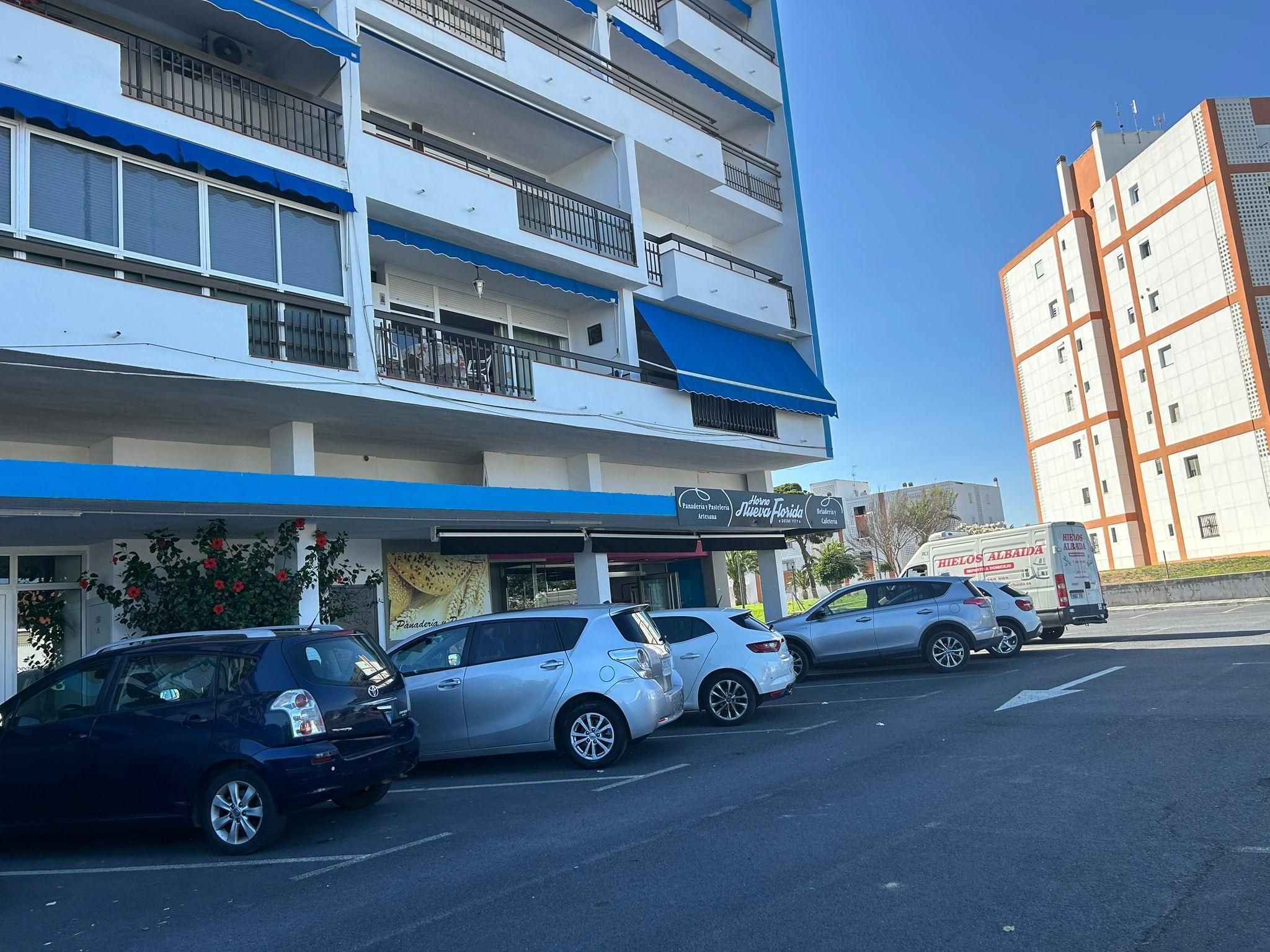 Vista exterior de Local en venta en Almonte