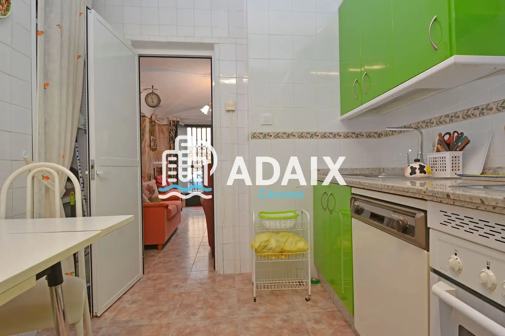 Cocina de Casa adosada en venta en Aldea del Cano con Calefacción, Terraza y Trastero