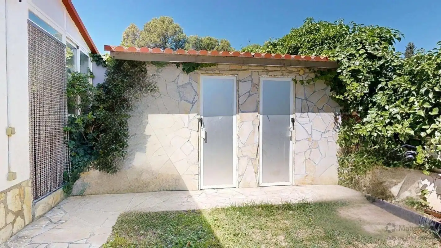 Vista exterior de Casa o xalet en venda en Cuarte de Huerva amb Aire condicionat, Jardí privat i Terrassa