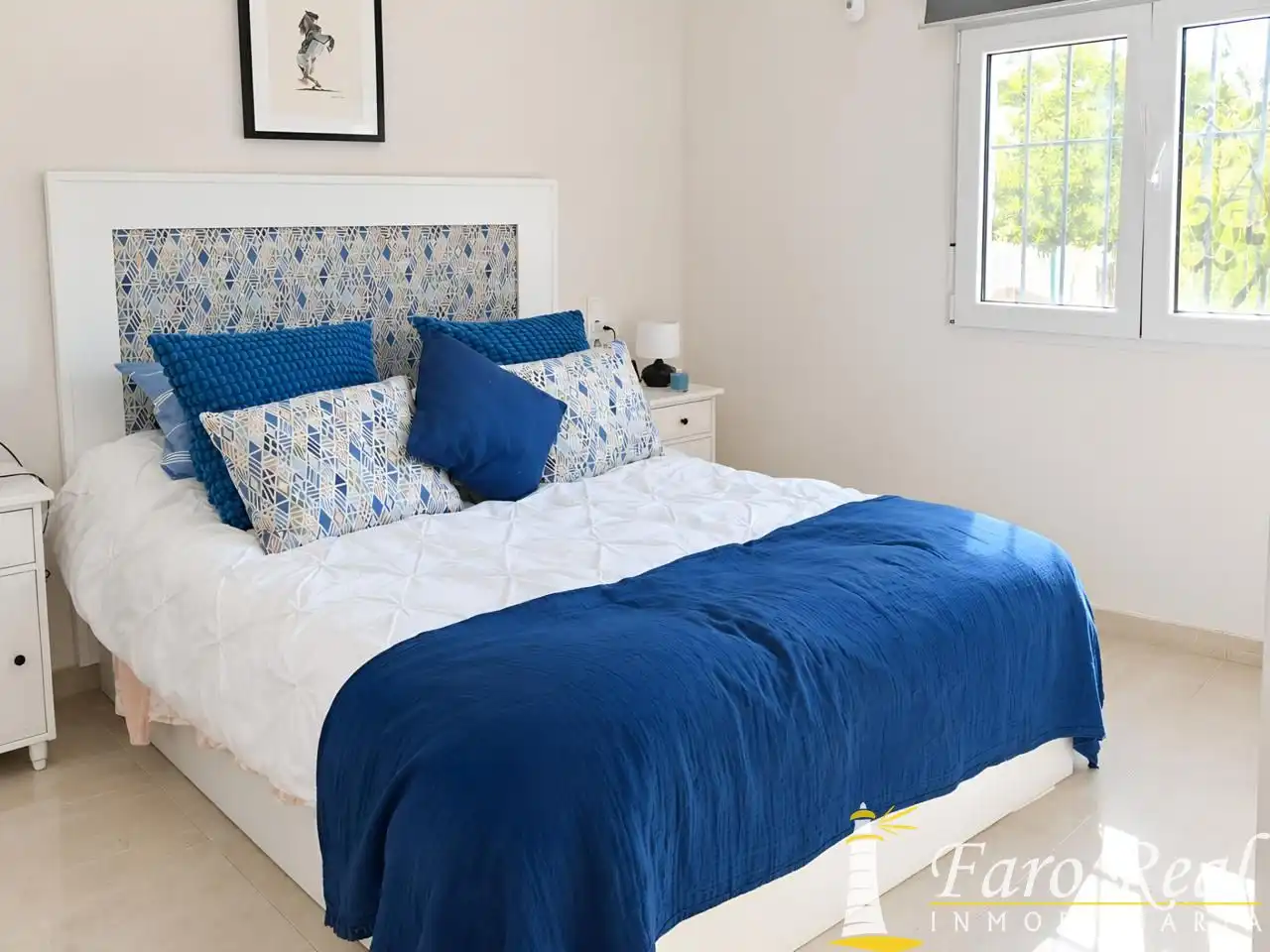 Dormitori de Apartament de lloguer en Centro - Calzada - Cabo Noval