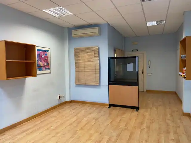 Office space with lift for sale in Calle del Doctor Verneau 3, imagen 11