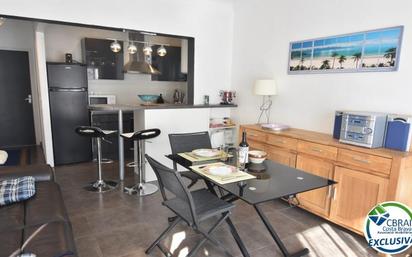 Cuina de Apartament en venda en Roses amb Jardí privat