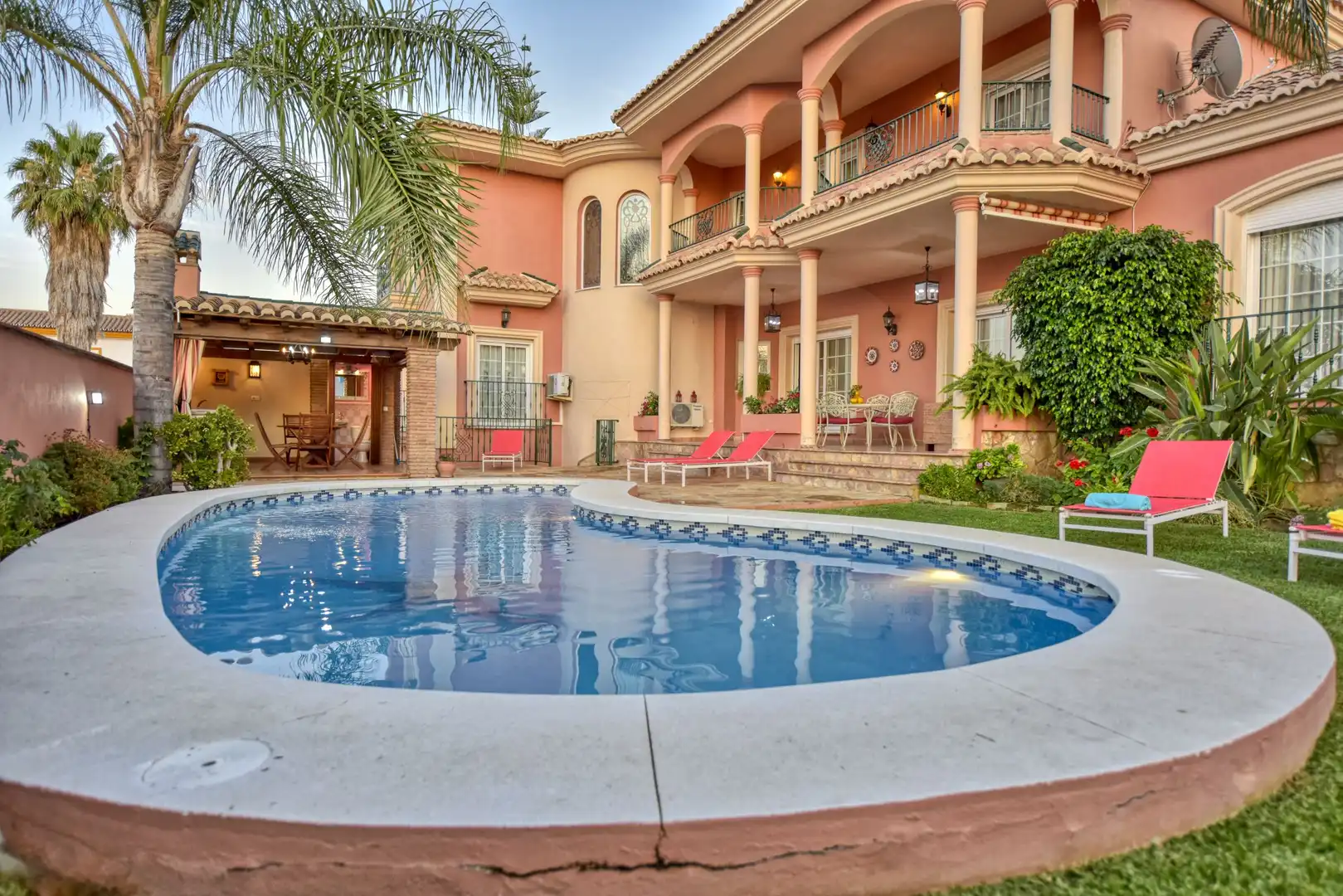 Piscina de Casa o chalet en venta en Alhaurín El Grande con Aire acondicionado, Calefacción y Terraza