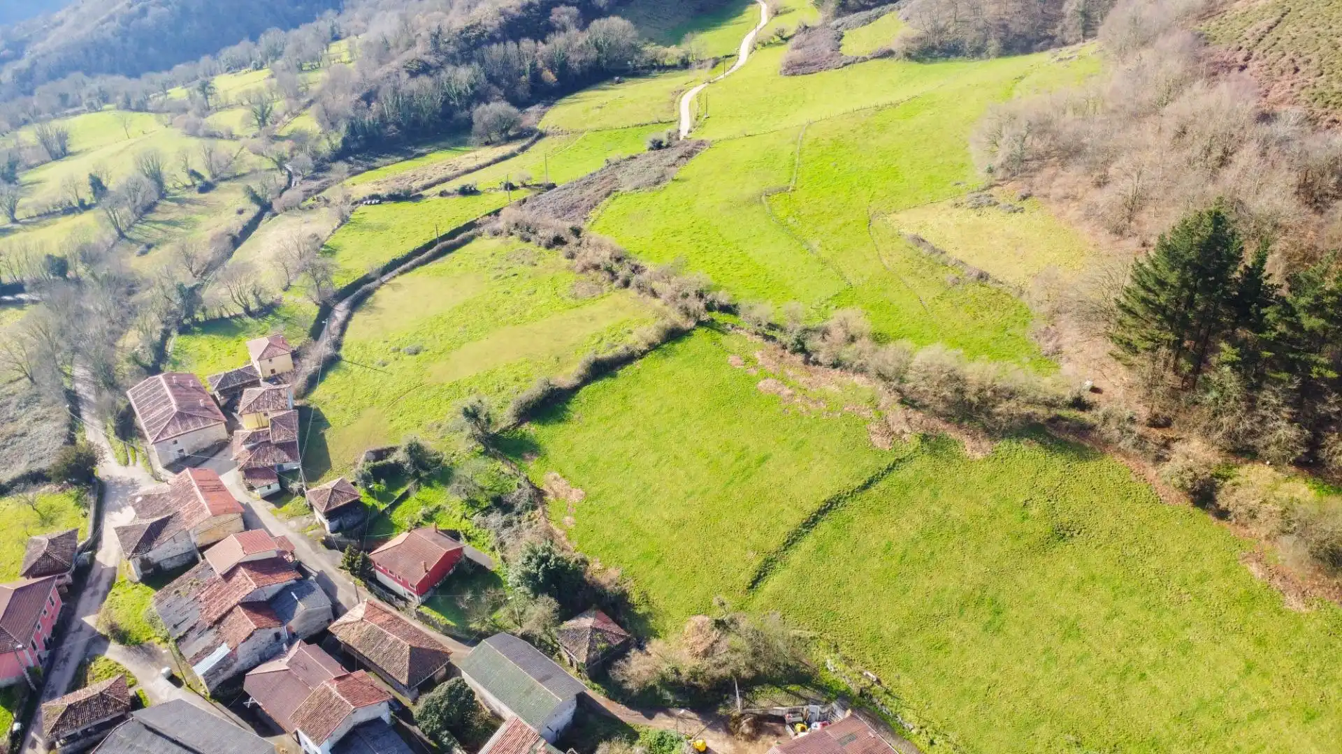 Finca rústica en venta en Grado
