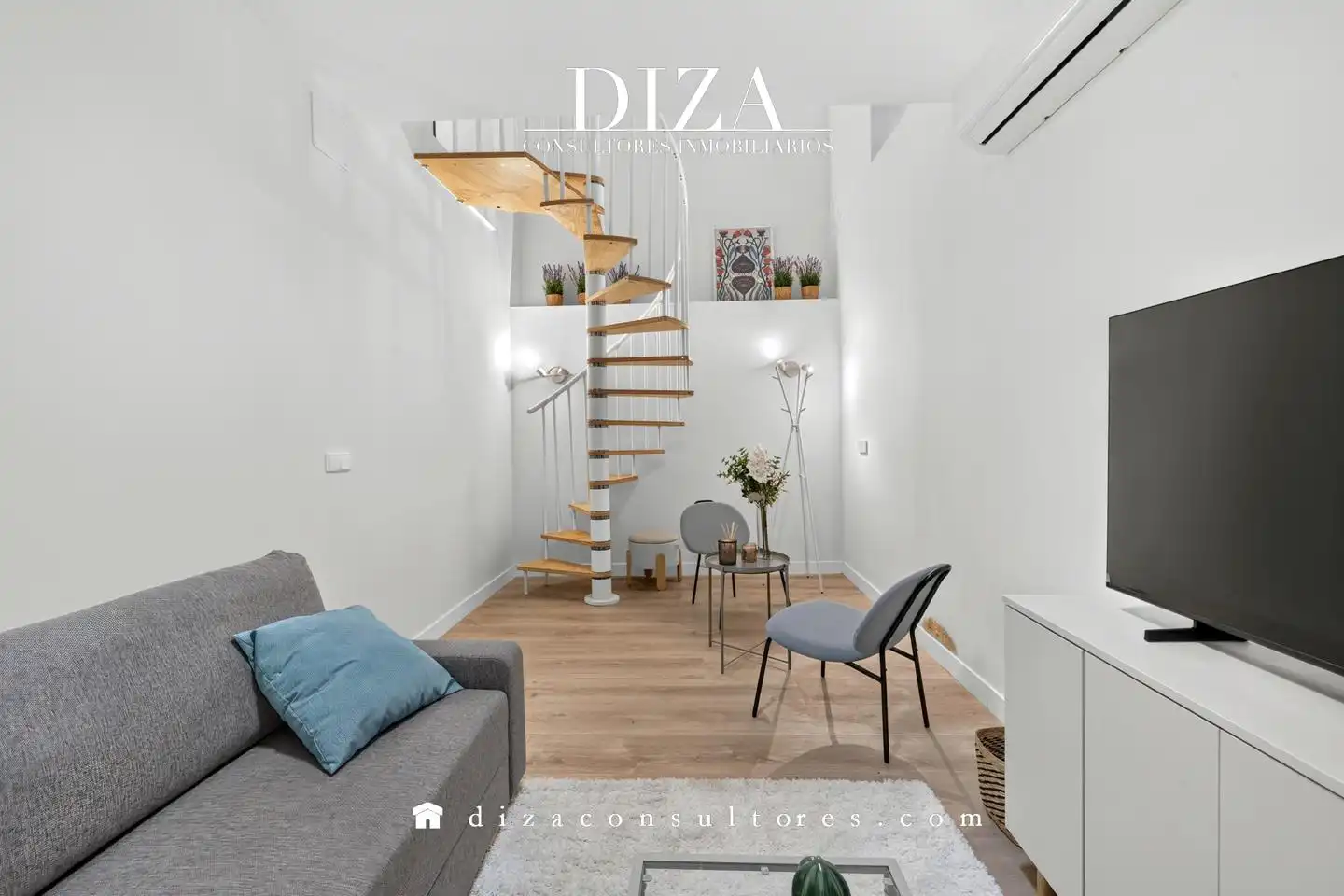 Living room of Ground floor for rent in Madrid  with Air Conditioner and Furnished