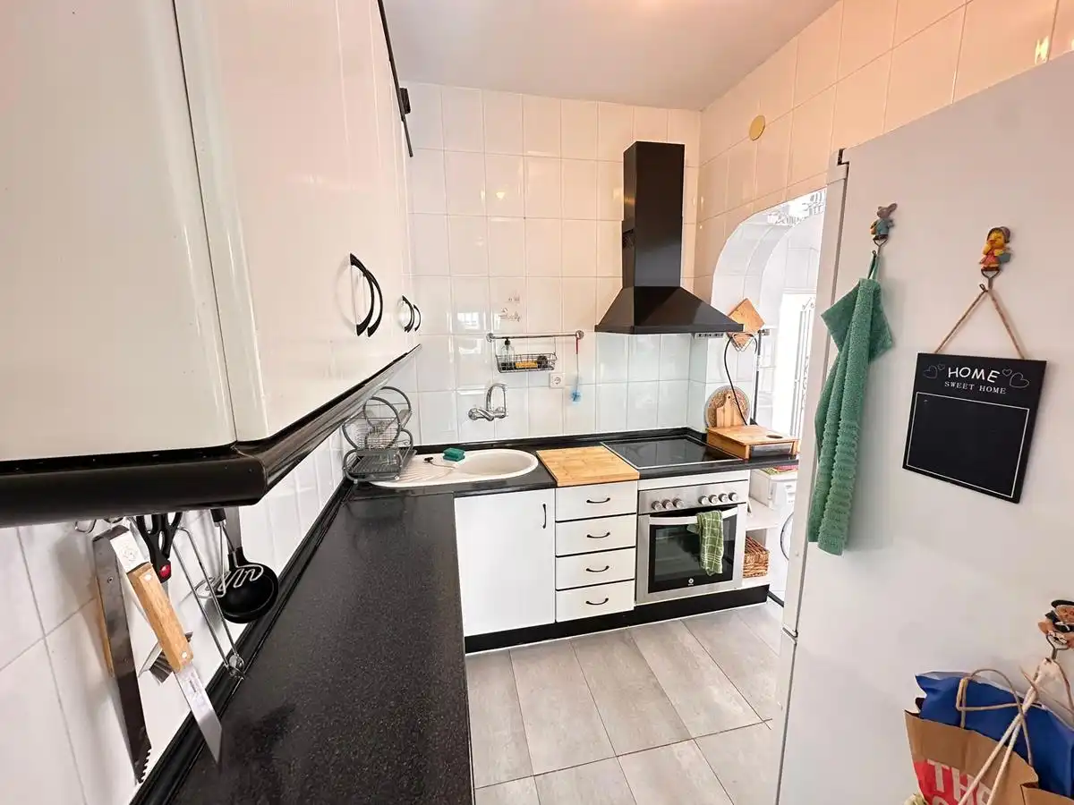 Cocina de Casa o chalet en venta en Almuñécar con Jardín privado, Terraza y Amueblado