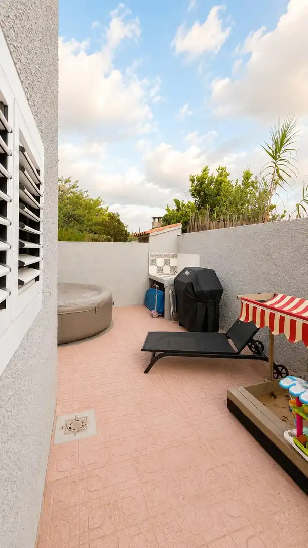 Terrassa de Casa o xalet en venda en Sueca amb Aire condicionat, Terrassa i Traster