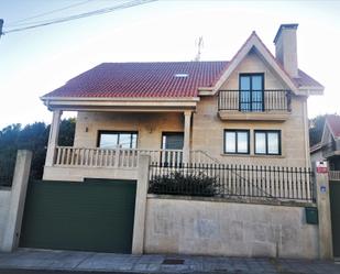 Exterior view of House or chalet for sale in Santiago de Compostela   with Heating, Private garden and Parquet flooring