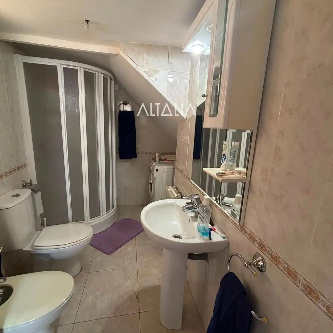 Baño de Casa o chalet en venta en Castejón (Cuenca) con Calefacción, Terraza y Trastero