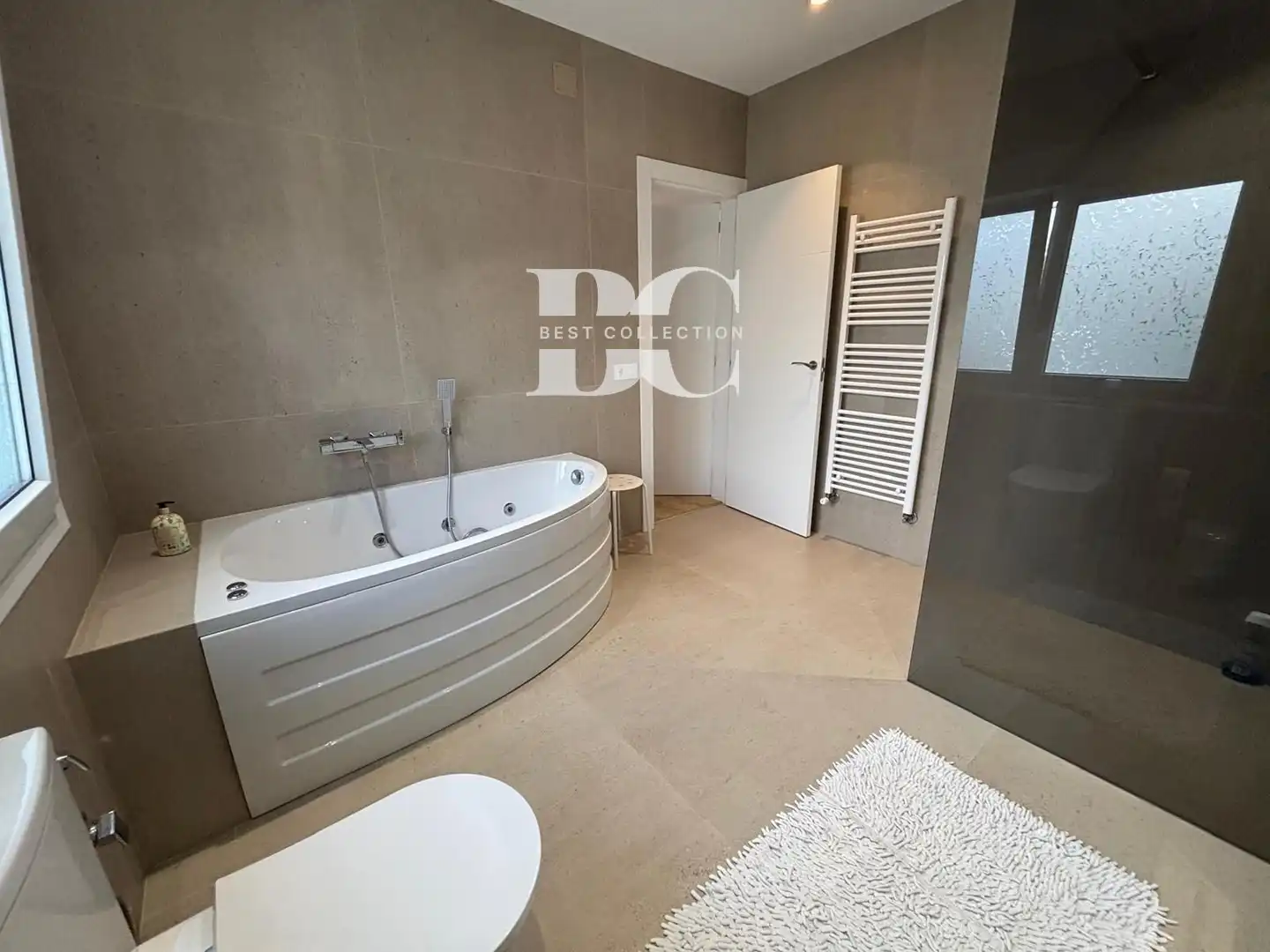 Bany de Casa o xalet en venda en Lloret de Mar amb Calefacció, Terrassa i Traster