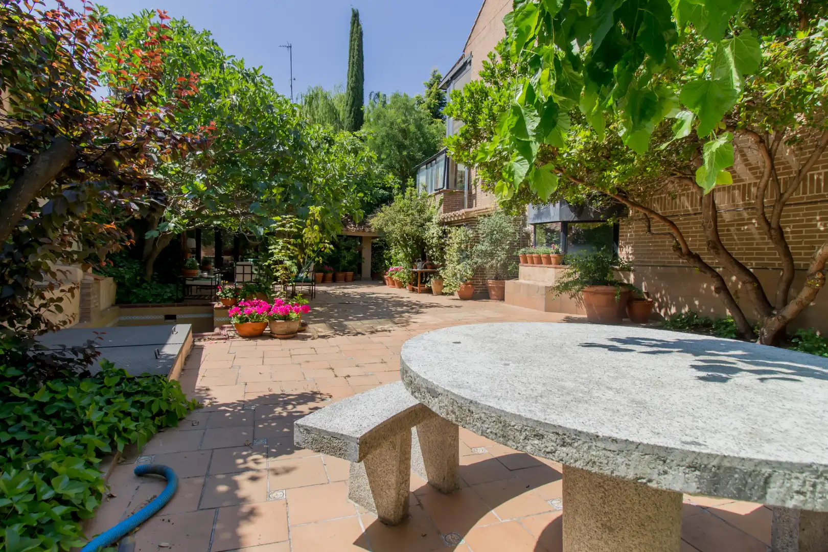 Jardí de Casa o xalet en venda en Las Rozas de Madrid amb Aire condicionat, Calefacció i Jardí privat