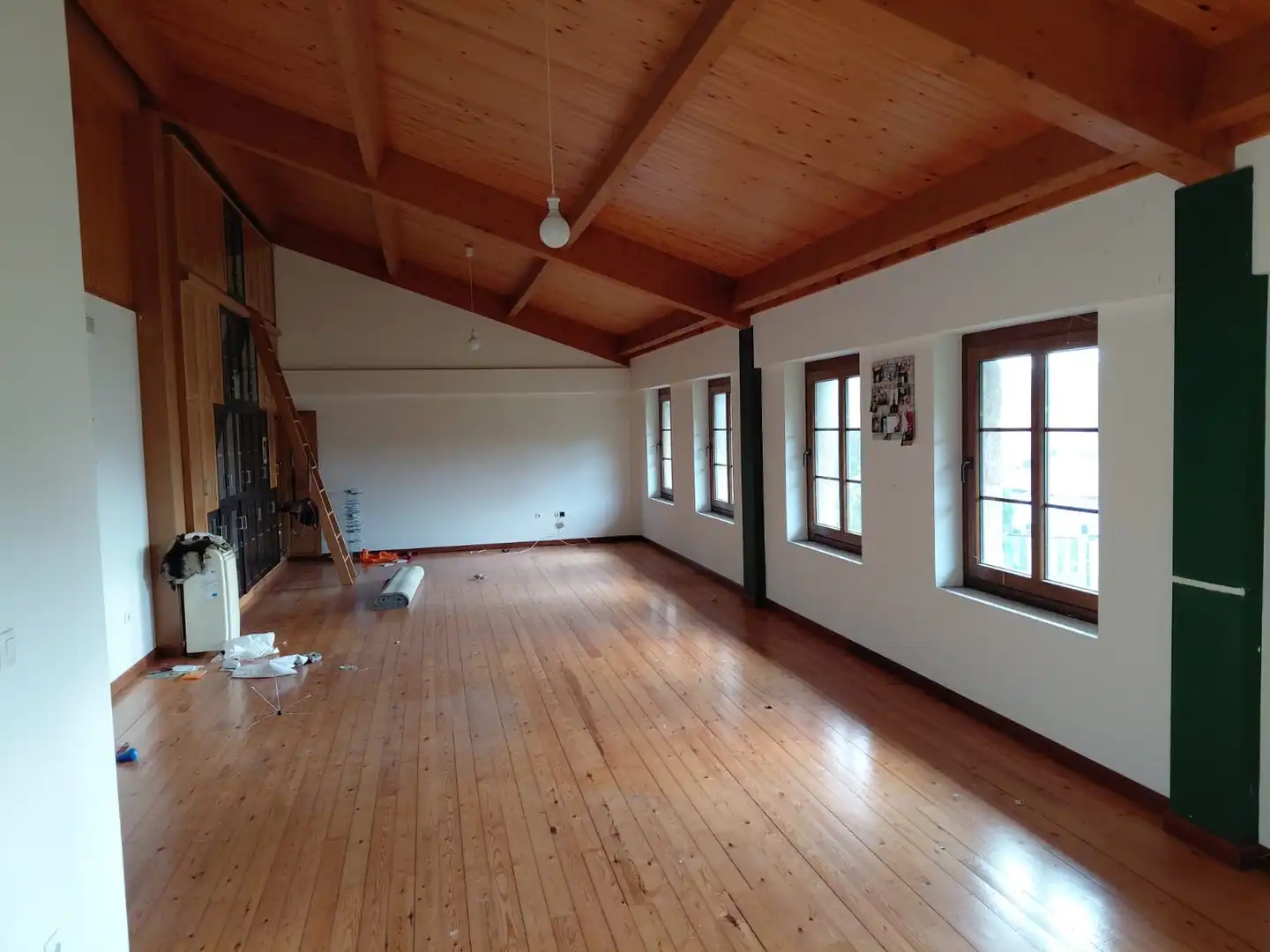 Sala d'estar de Casa o xalet en venda en Arteixo amb Jardí privat