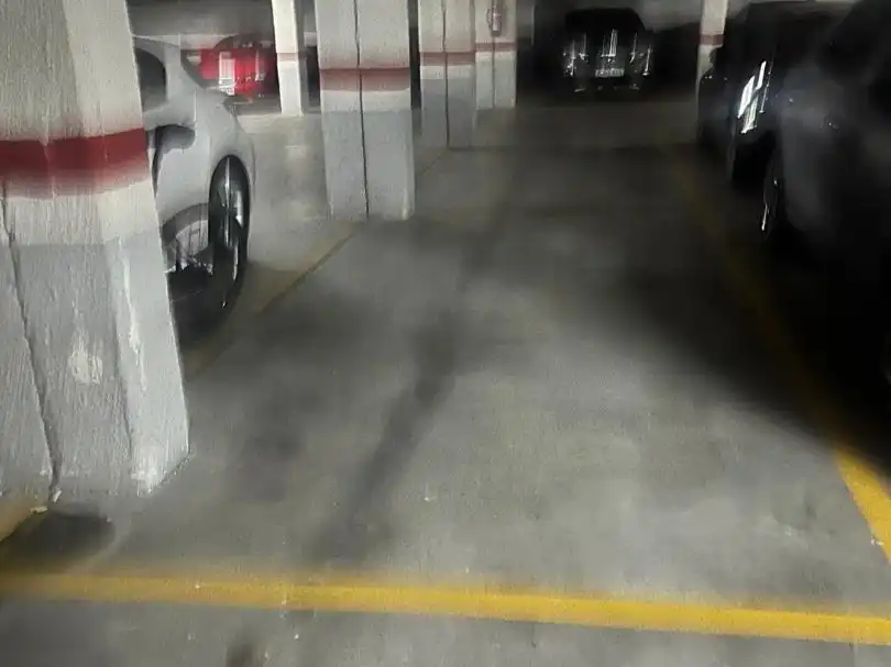 Parkplatz von Garage zum Verkauf in Sorzano