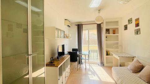 Foto 2 de Piso de alquiler en Calle del Pozo, San Antón, Alicante / Alacant