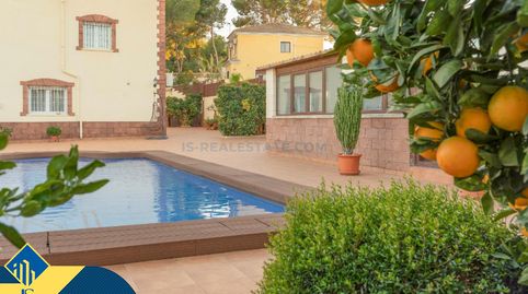 Villa con piscina privada, en la provincia de Alicante, en la ciudad de Torrevieja, en la zona de Los Balcones. 7 habitaciones | 3, imatge 2