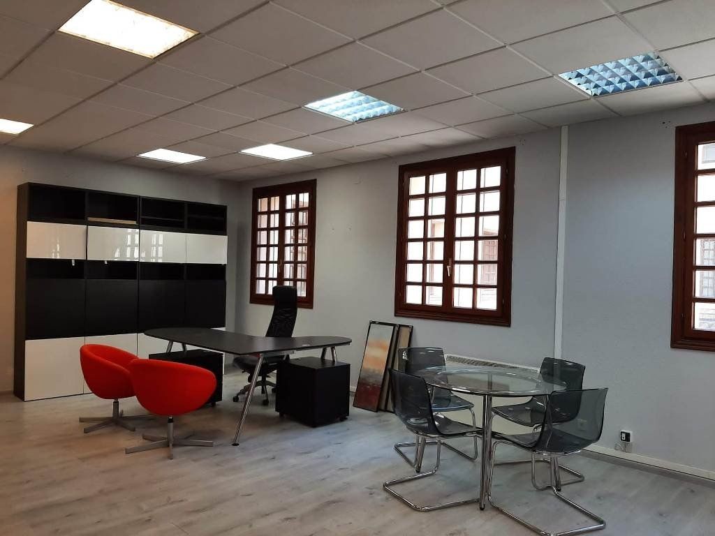 Office to rent in Burgos Capital  with Heating