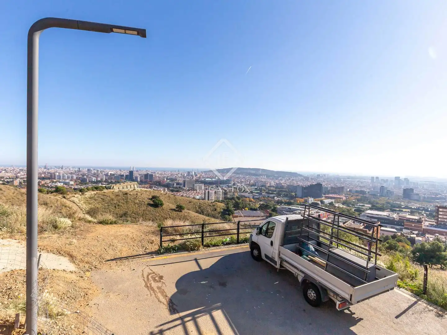Aparcament de Casa o xalet en venda en Esplugues de Llobregat amb Aire condicionat, Calefacció i Parquet