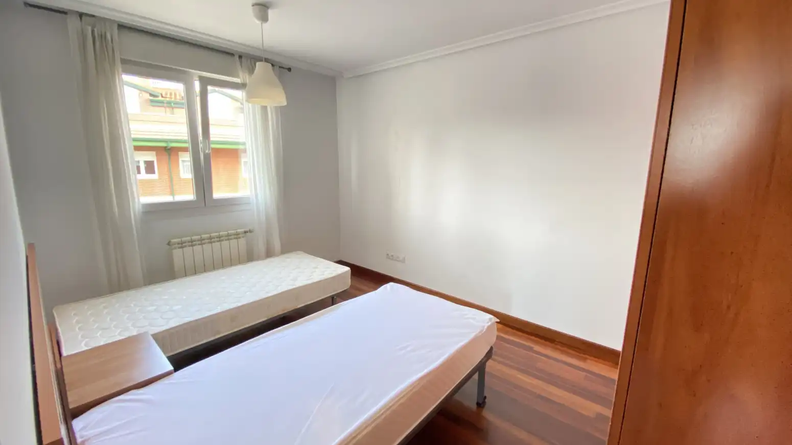 Habitación de Piso de alquiler en Entrambasaguas con Calefacción, Jardín privado y Terraza