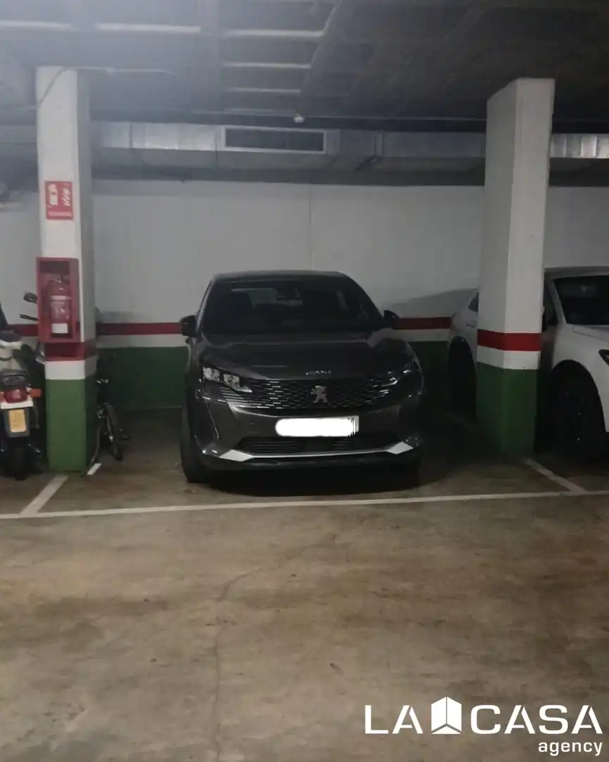 Appartamento con piscina in vendita a Calle Cueva de Menga, imagen 42