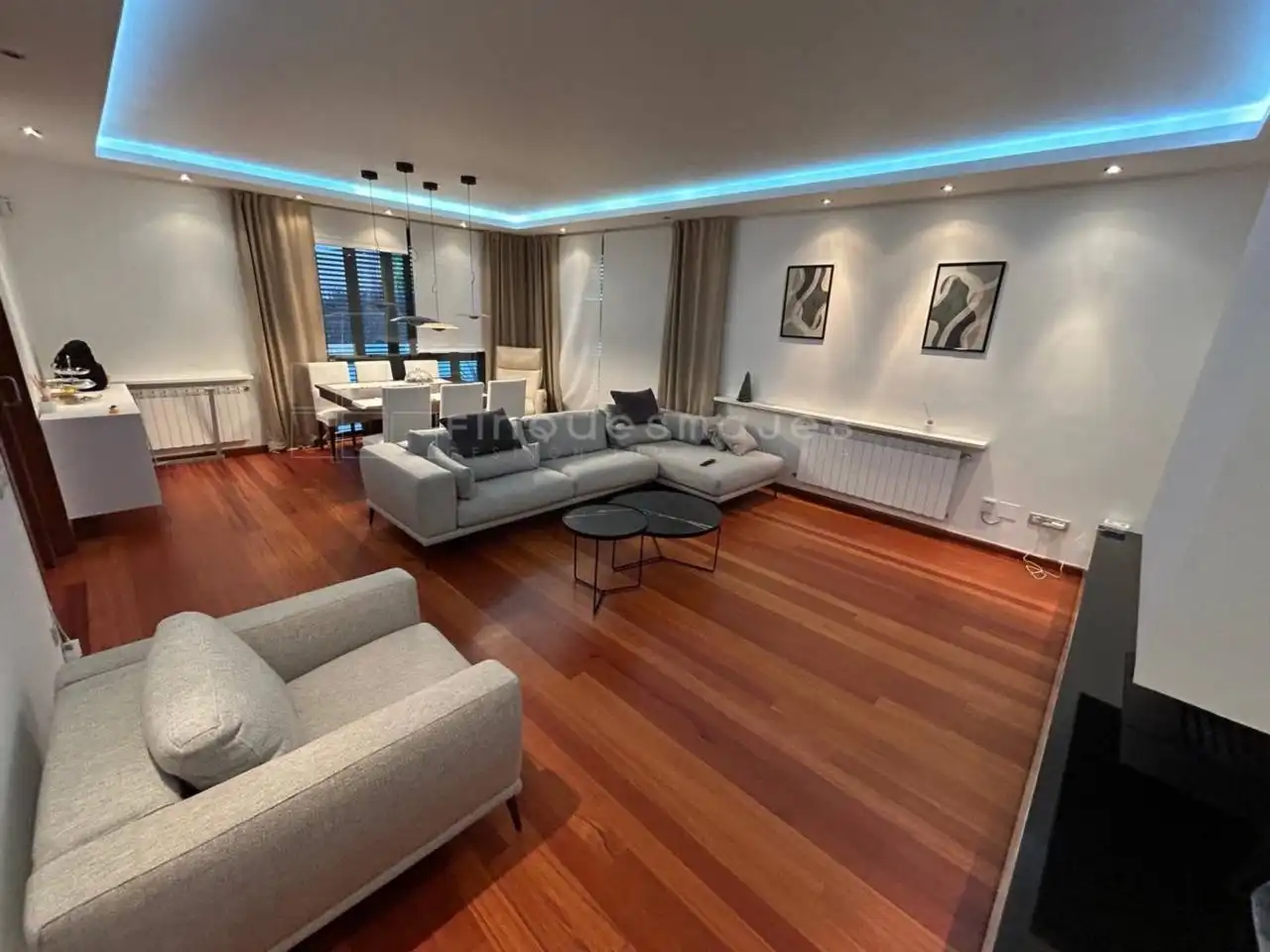 Living room of Houses for sale in Castelldefels  with Air Conditioner, Heating and Private garden