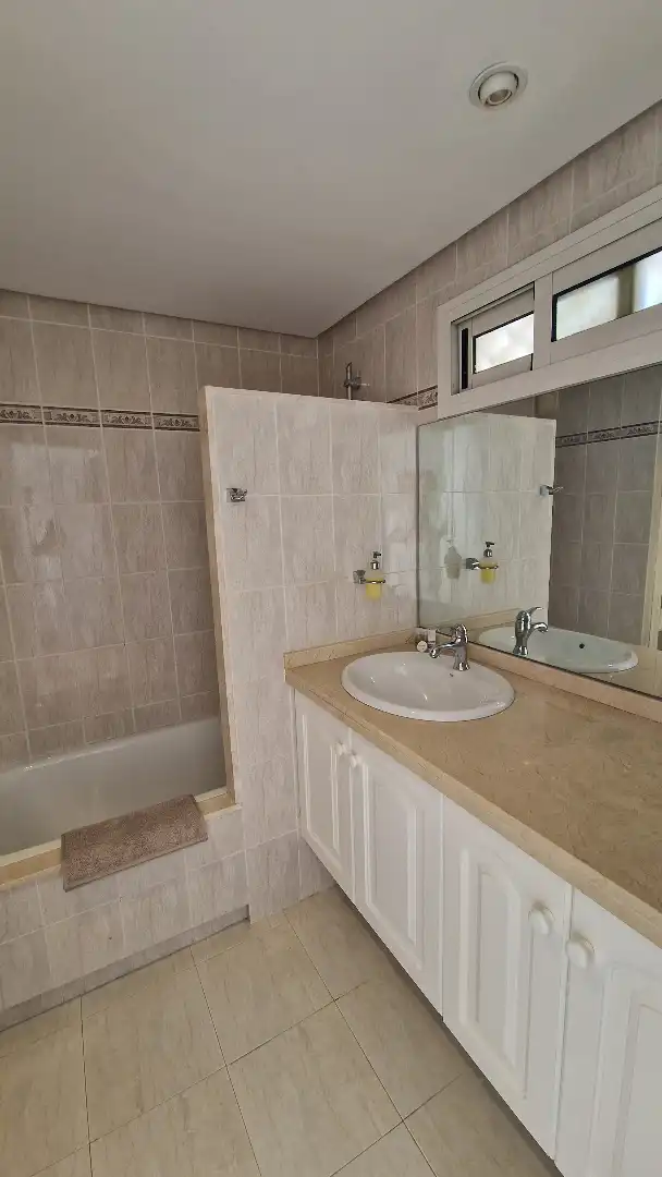 Bathroom of Attic for sale in Benalmádena  with Air Conditioner, Heating and Terrace