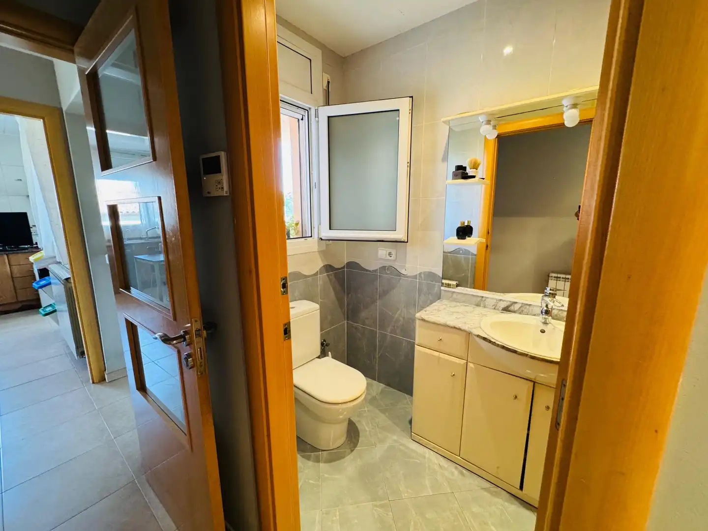 Bathroom of Houses for sale in Caldes de Malavella  with Air Conditioner, Terrace and Swimming Pool