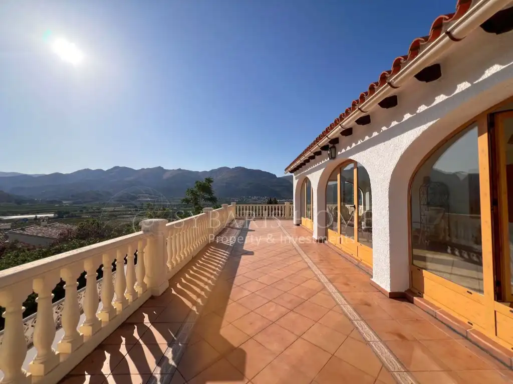 Casa con piscina en venta en Calle Solana La, imagen 3