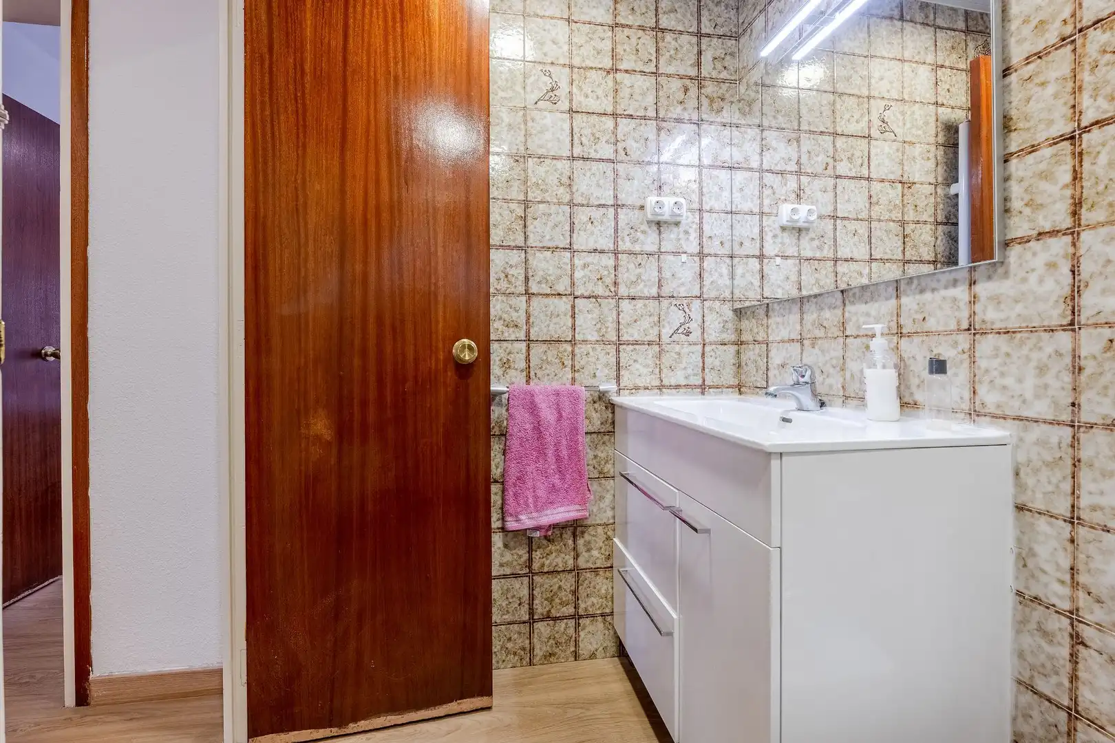 Baño de Piso en venta en Cunit con Aire acondicionado, Calefacción y Terraza