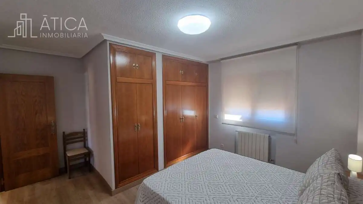 Dormitori de Àtic de lloguer en San Bernardo - Carmelitas - Campus