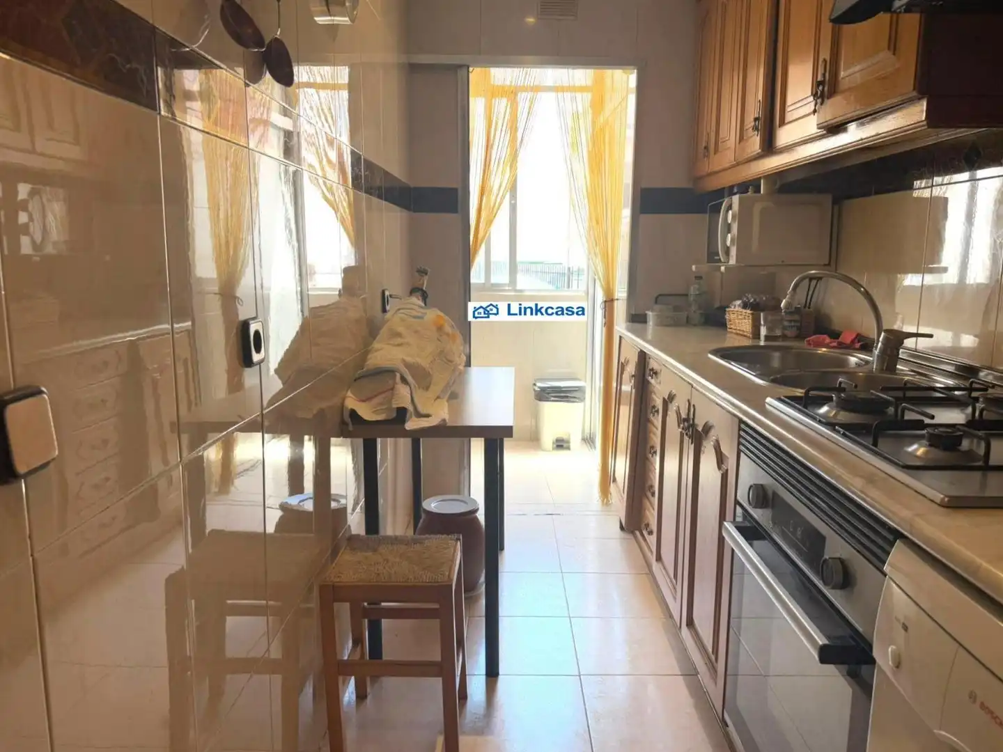 Cocina de Piso en venta en Madrid con Calefacción, Terraza y Alarma