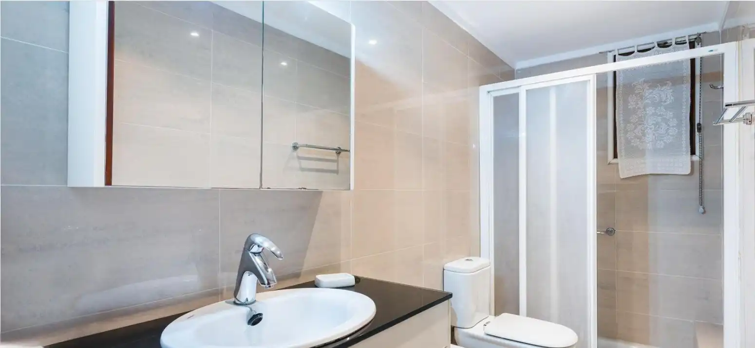 Baño de Piso en venta en  Palma de Mallorca con Parquet y Terraza