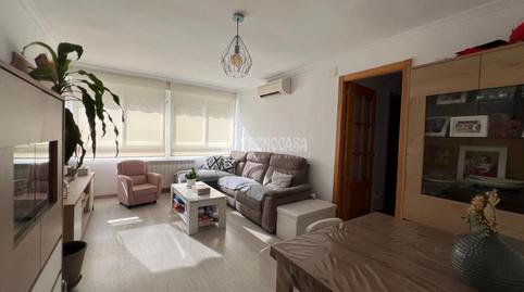 Foto 2 de Piso en venta en Media Legua, Madrid