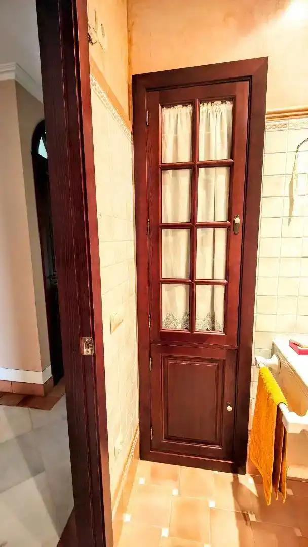 Flat for sale in Utrera  with Air Conditioner and Balcony