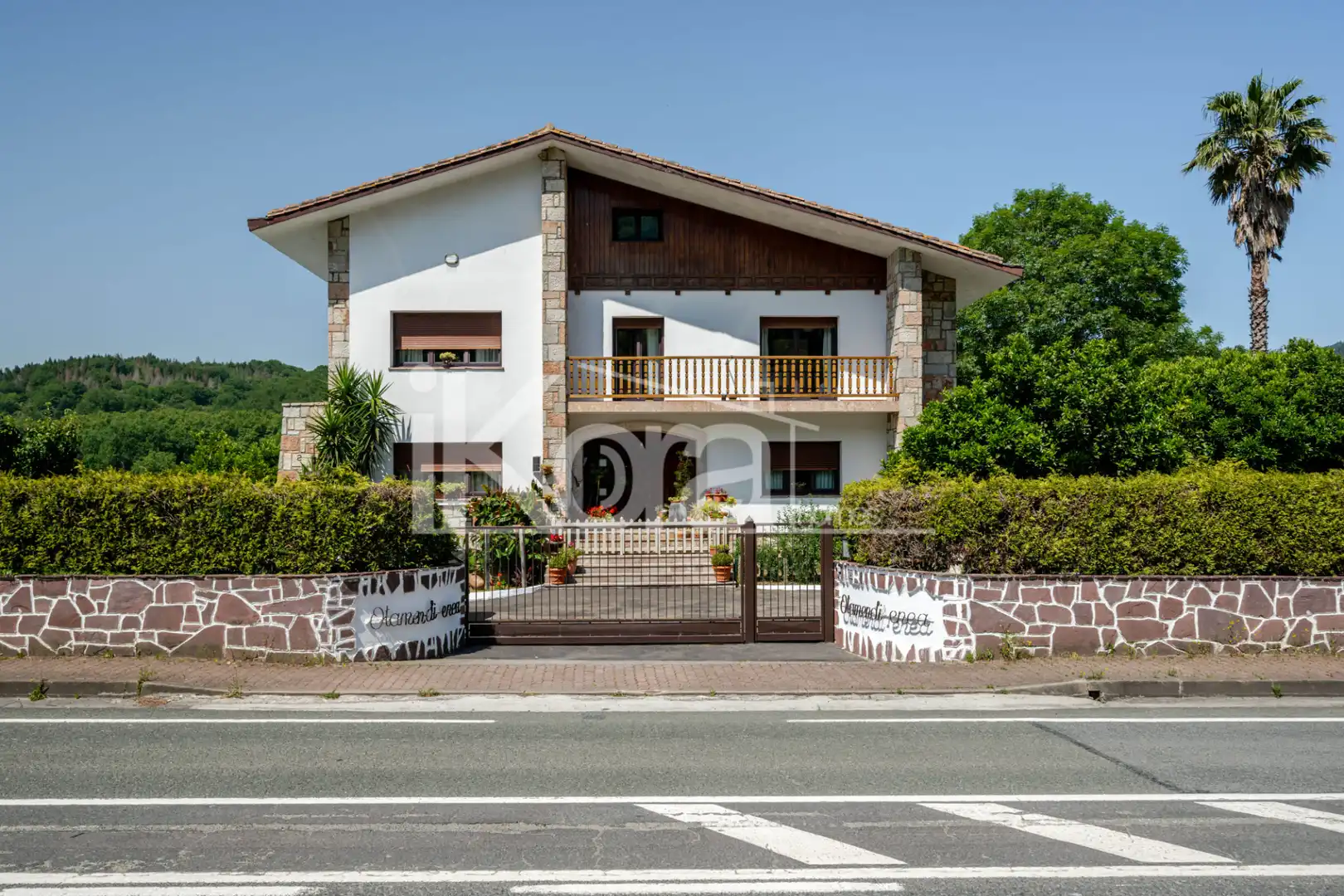 Vista exterior de Casa o chalet en venta en Usurbil con Jardín privado, Parquet y Terraza