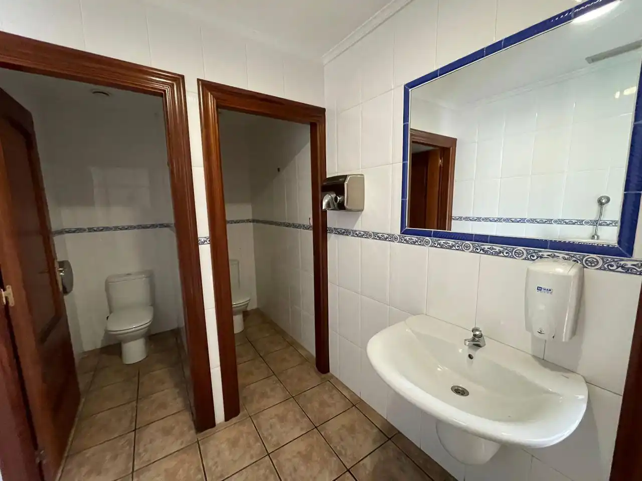 Baño de Piso en venta en Castro-Urdiales con Calefacción