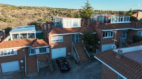 Foto 4 de Casa adosada en venda a Calle el Puente, La Navata, Madrid