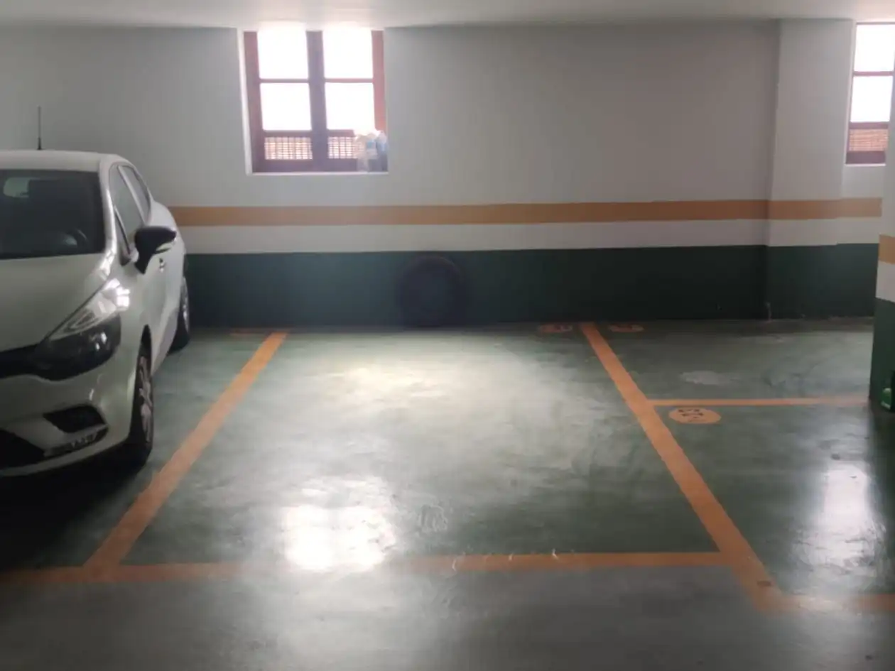 Aparcament de Garatge en venda en Centro